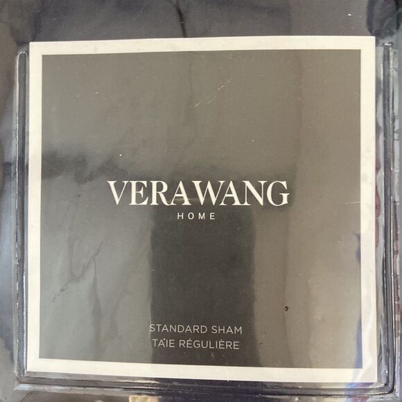 VERA WANG
Luster Standard Sham. Color; Navy - Picture 2 of 2